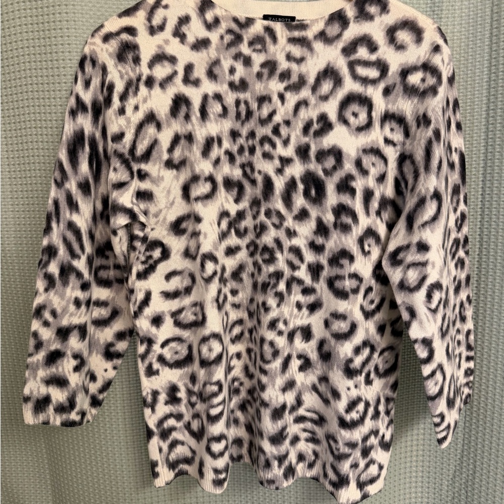 Talbots Black & White 100% Pure Cashmere Leopard Print Crewneck Sweater